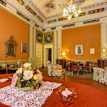 Residenza Storica Palazzo Ricciarelli Villa Volterra Exterior photo