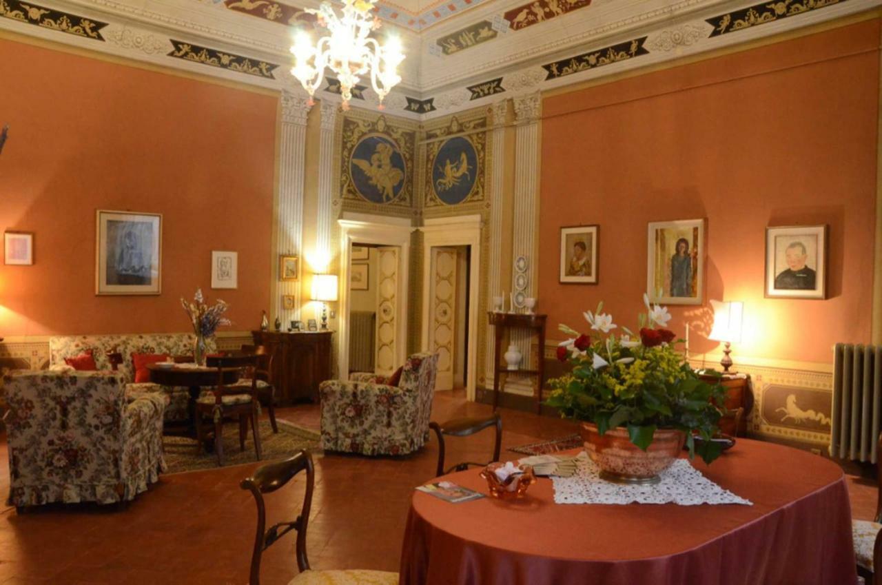 Residenza Storica Palazzo Ricciarelli Villa Volterra Exterior photo